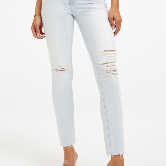 Good American Good Classic Indigo 120 Raw Hem Distressed Jeans, size 2/26 - Picture 2 of 15